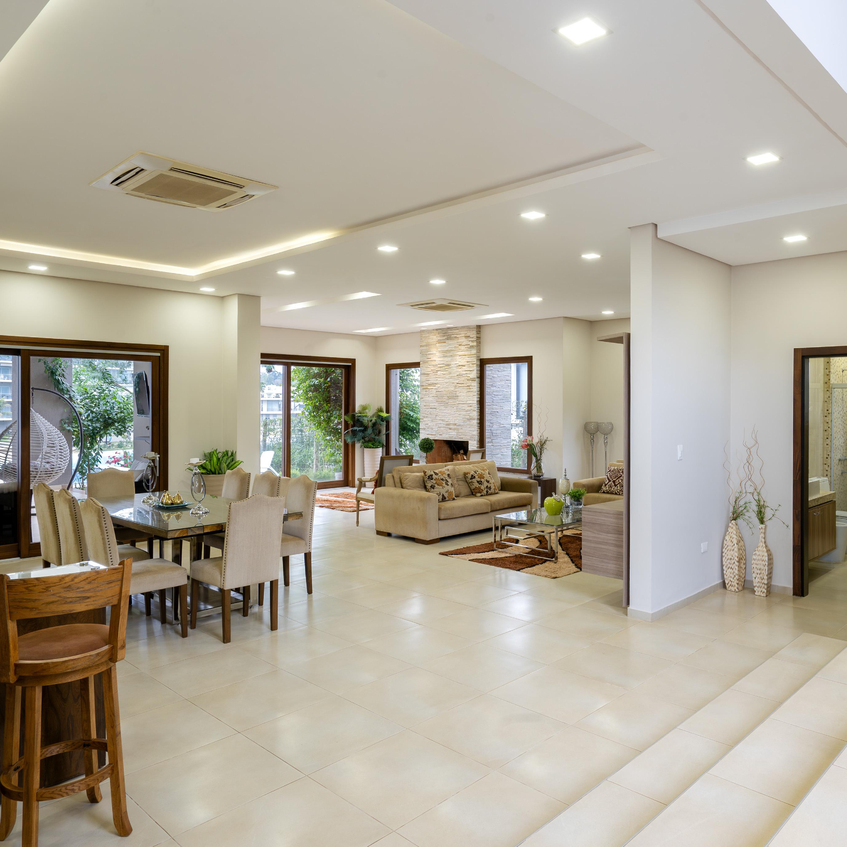 VENDO LUJOSA RESIDENCIA AMOBLADA DE 5 DORMITORIOS SOBRE LA LAGUNA  AQUA VILLAGE — foto 3