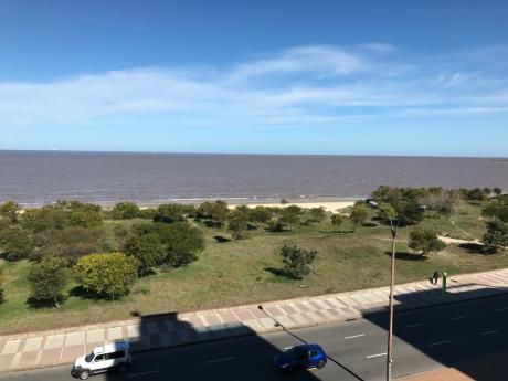 Oportunidad Excelente Apto A Reciclar Sobre Rambla De Malvin