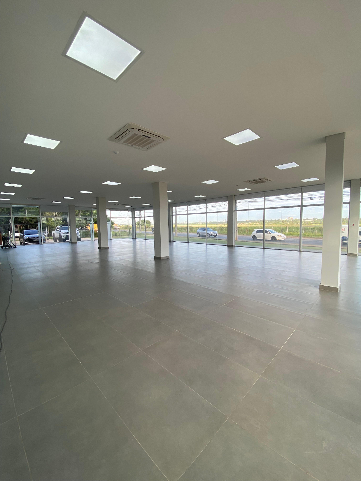 ALQUILO SHOW ROOM COMERCIAL — foto 3