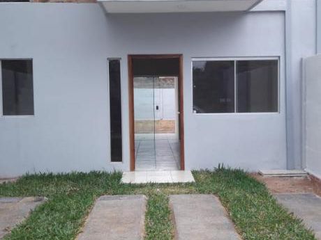 Tierra Inmobiliaria - Hermoso Duplex A Estrenar Zona Yacht