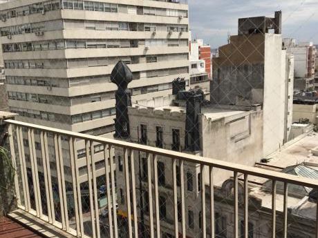 18 Y Vázquez Impec. Apto Muy Amplio, 4 Dorm Y Svo. Muy Buena Construcción.