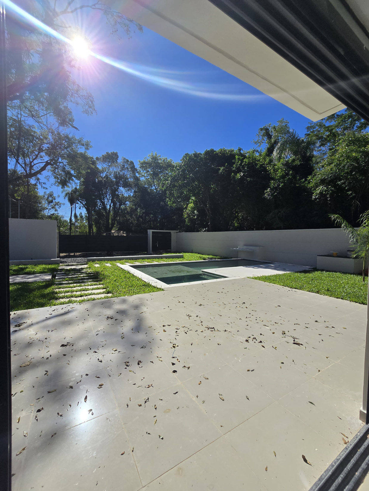 VENDO RESIDENCIA EN SAN BERNARDINO URBANIZACIÓN SADI I — foto 2