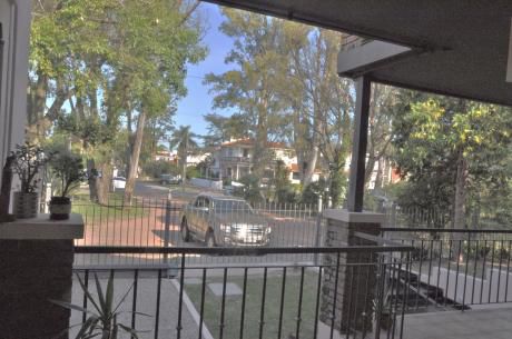 Carrasco Apt De 3 Dorm Con Patio Exclusivo Y Bbq