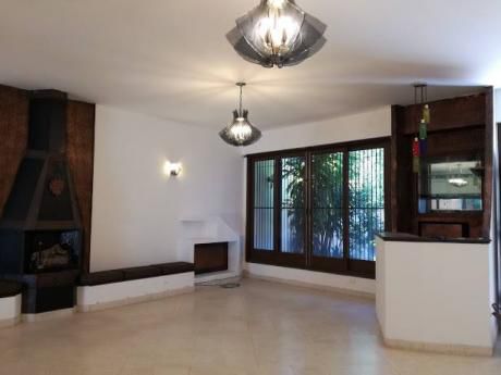 Alquilo Casa Zona Barrio Jara