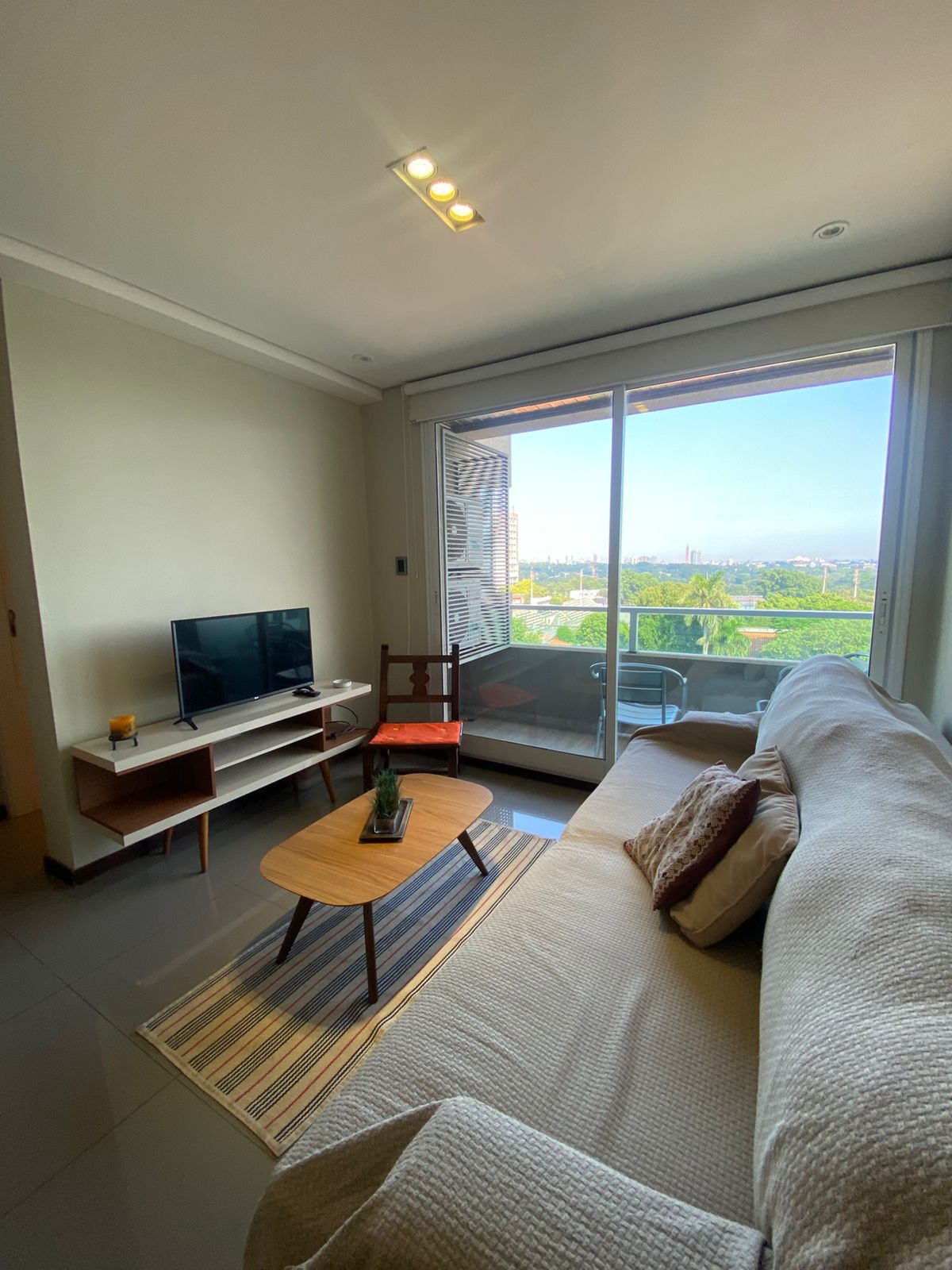 ALQUILO HERMOSO DEPARTAMENTO DE UN DORMITORIO EN RECOLETA — foto 2