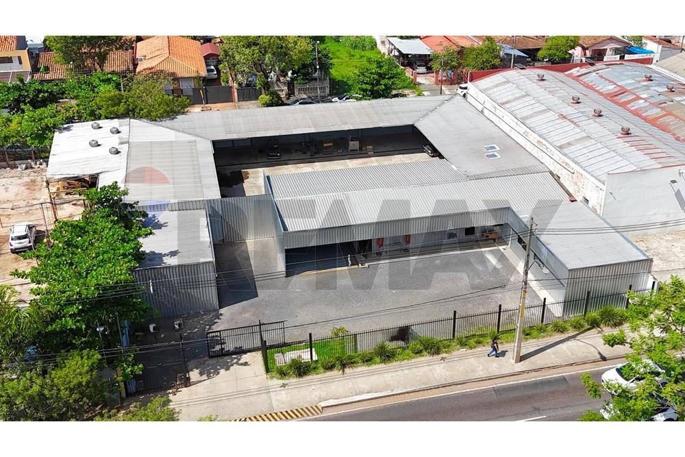 Alquilo  -Depósito corporativo sobre Av. Madame Lynch — foto 3