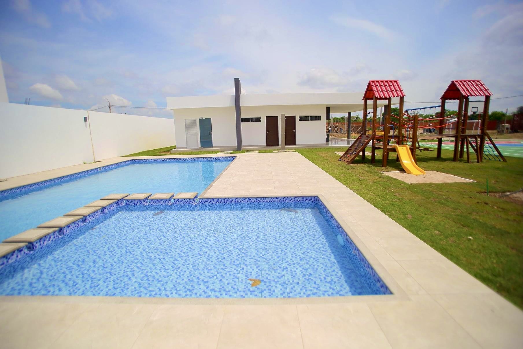 Casa En Venta A Estrenar En Cond. Brisas Del Norte 2