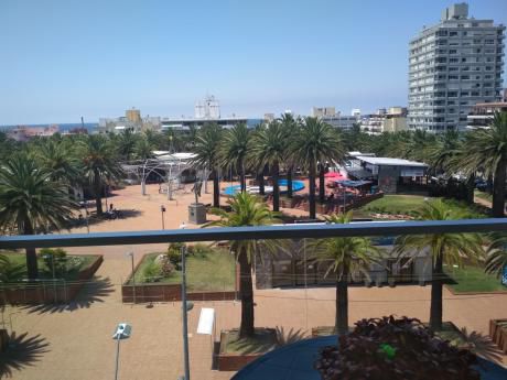 Apartamento Sobre Av. Gorlero