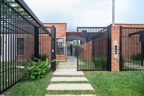 Casa - Venta - San Bernardino, Cordillera, Paraguay — foto 3