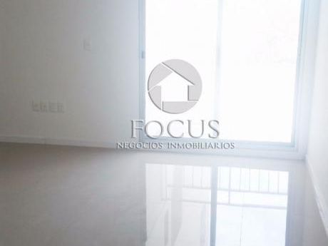 Venta Apartamento 2 Dormitorios Con Patio - Centro