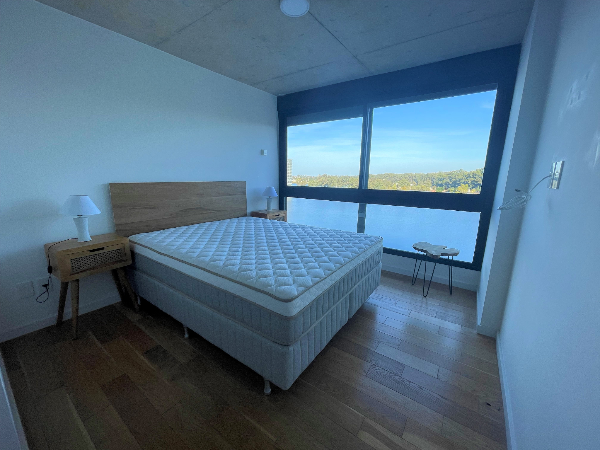 ALQUILER 1 DORMITORIO CON MUEBLES EN LAGO MAYOR · Foto 8