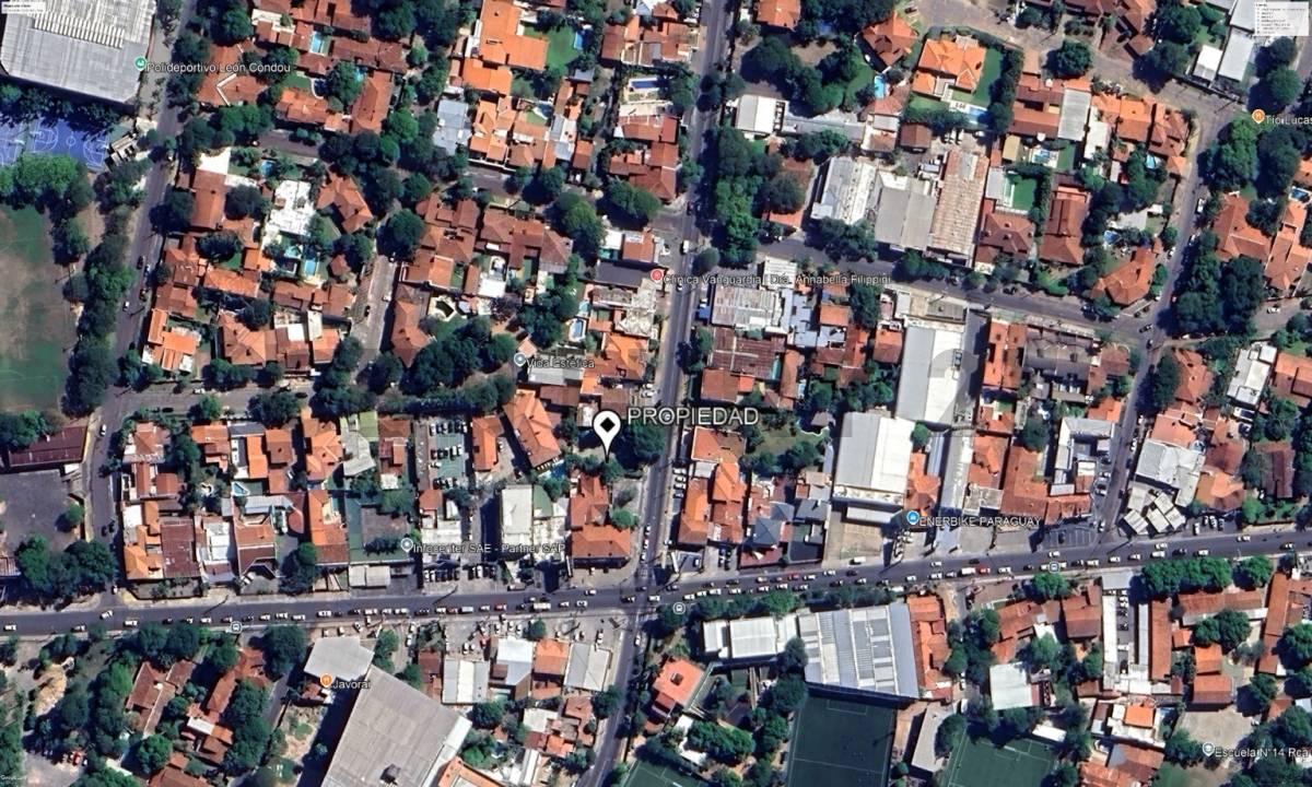Amplia propiedad con ubicación estratégica en el Barrio Mariscal López — foto 2
