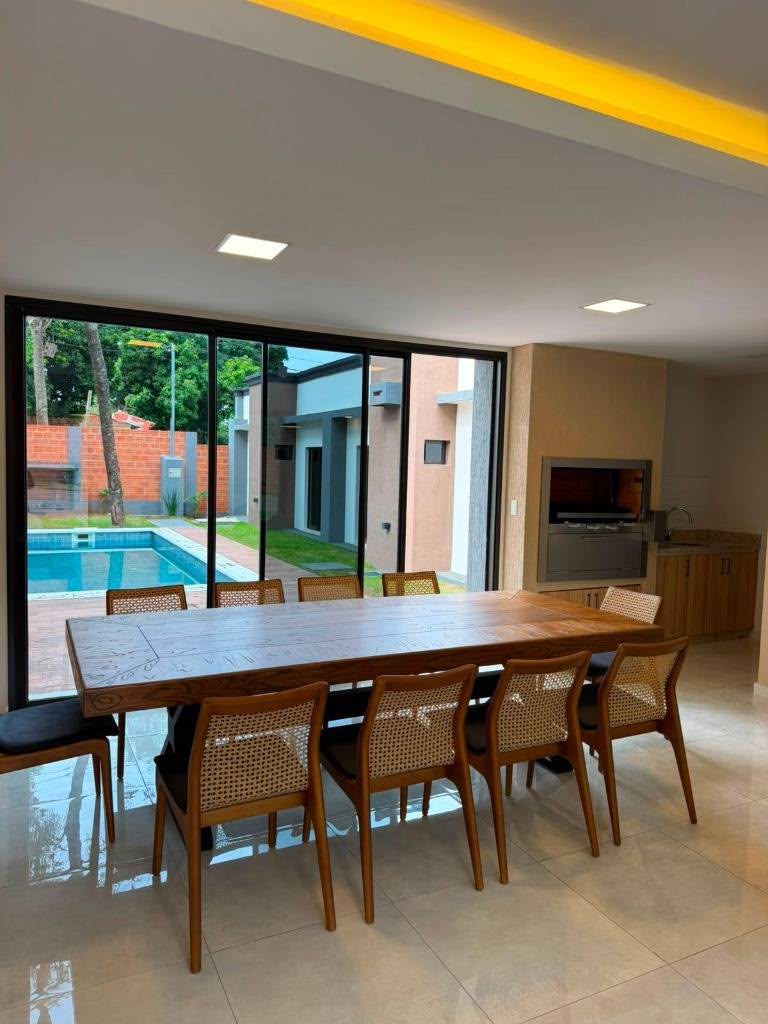Casa en venta en Luque