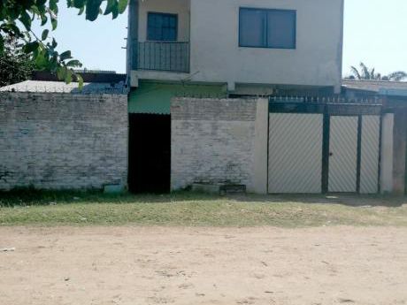 Casa De 2 Plantas En Venta