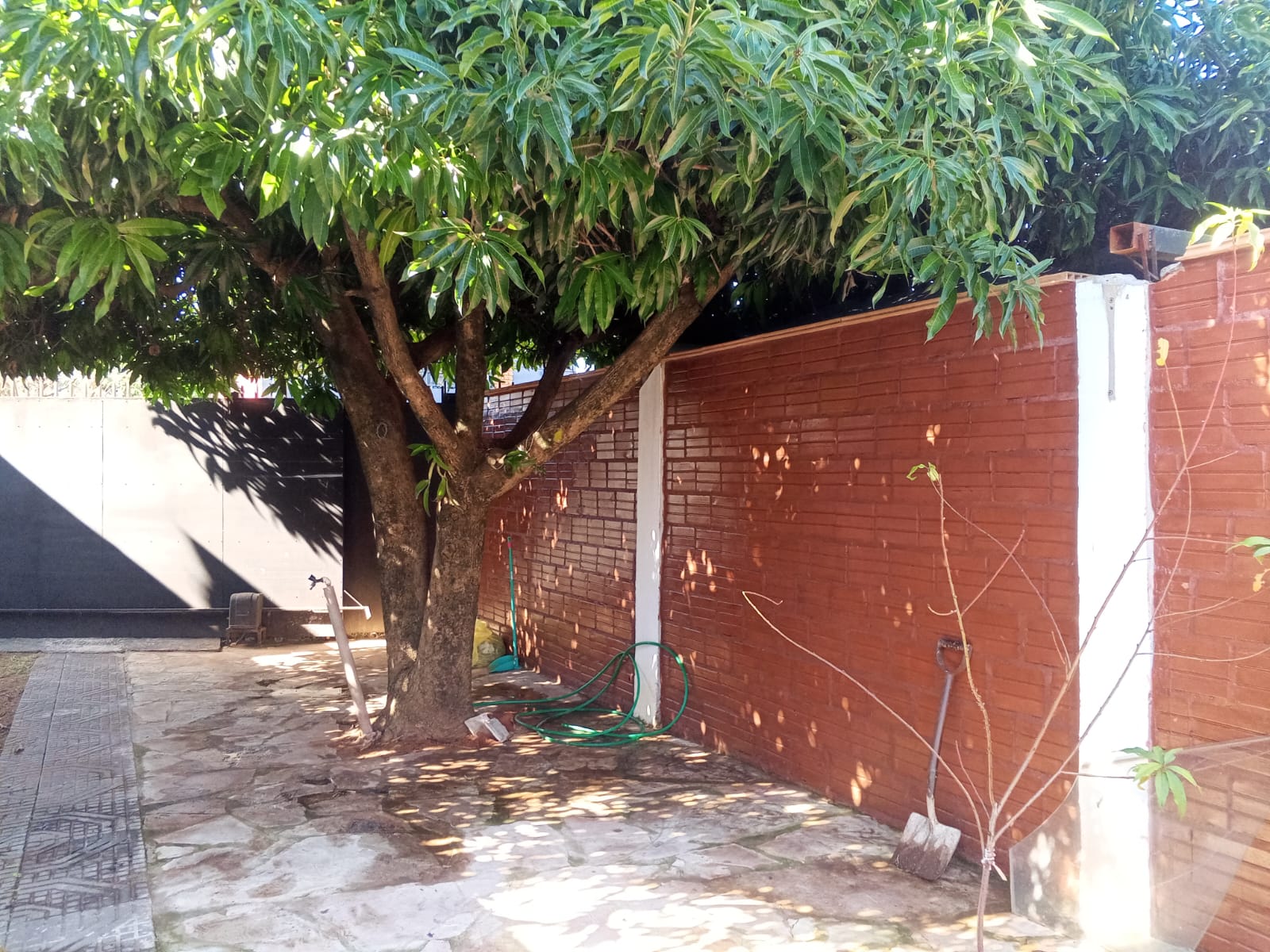 ¡Casa en alquiler en Villa Elisa! — foto 2