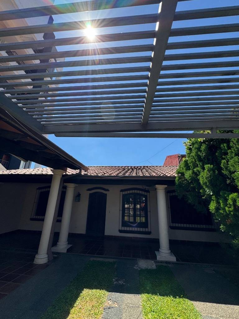 Casa en alquiler en Herrera