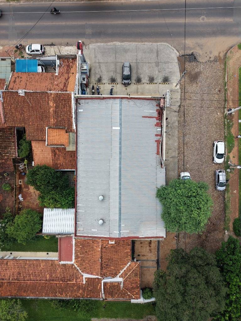 VENTA LOCAL COMERCIAL SOBRE DENIS ROA — foto 2