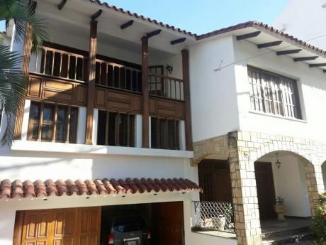 Vivienda Amplia En El Centro