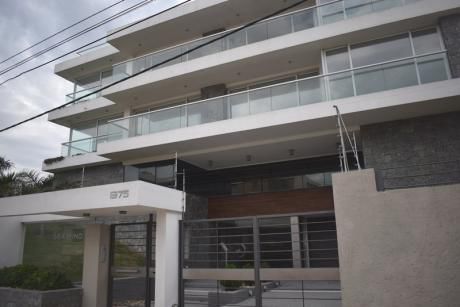 A Pasos Del Mar, Refinada Arquitectura, A Estrenar