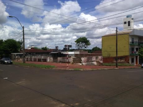 Vendo Terreno De 635 M2 En Zona Centrica De Encarnacion