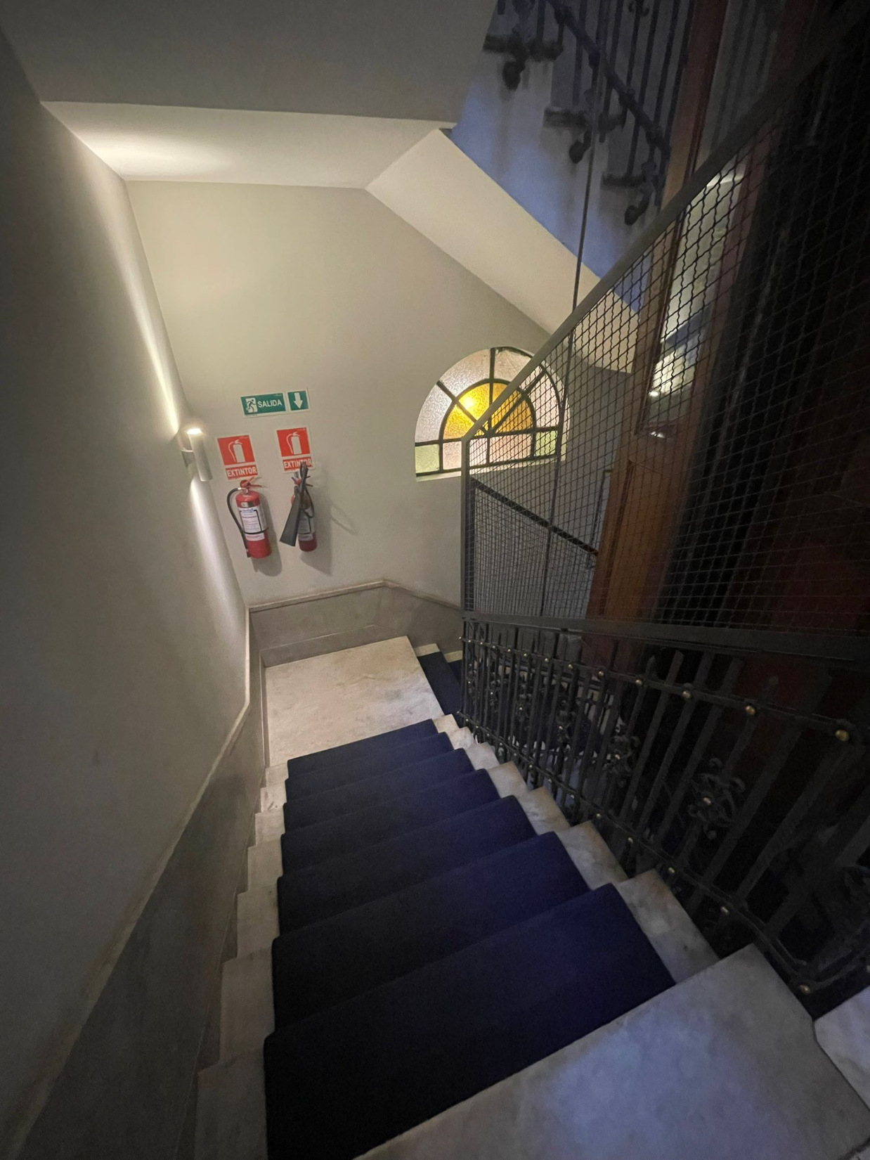OFICINA EN ALQUILER SOBRE PEATONAL SARANDÍ · Foto 12
