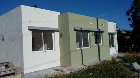 A Estrenar! Duplex En Solymar Sur - 3 Dormitorios 2 Baños.