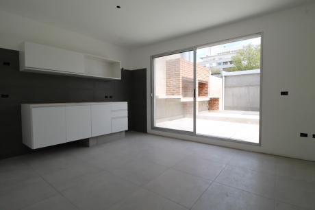 Oportunidad Apartamento A Estrenar De Dos Dormitorios, Terraza Con Parrillero!