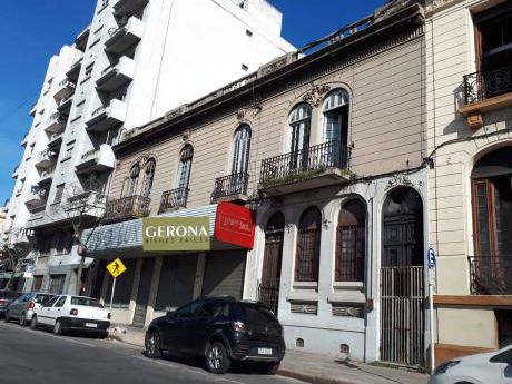 Oportunidad! A Pasos Del Puerto Y Ciudad Vieja