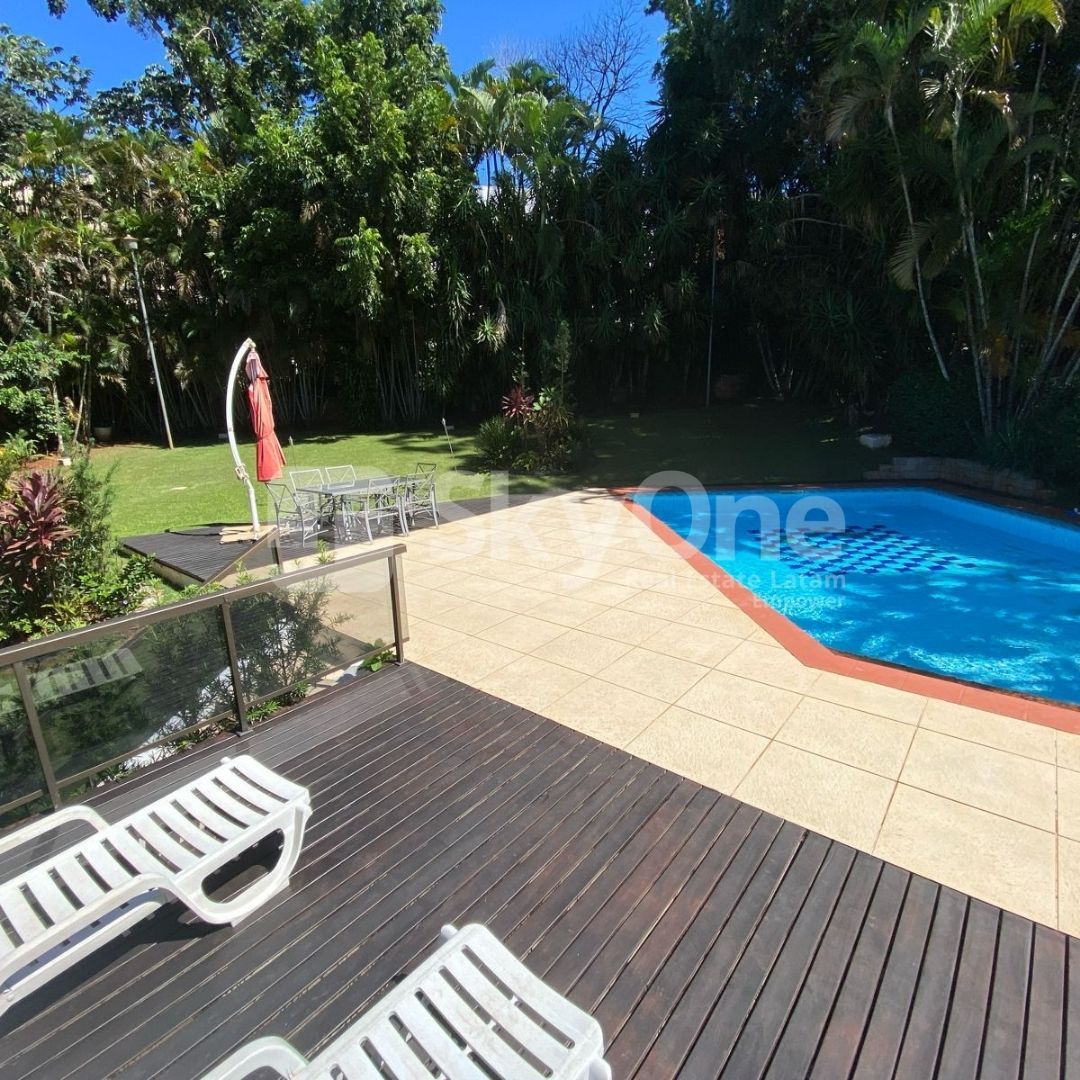 Se vende Residencia en el Paraná Country Club. — foto 2
