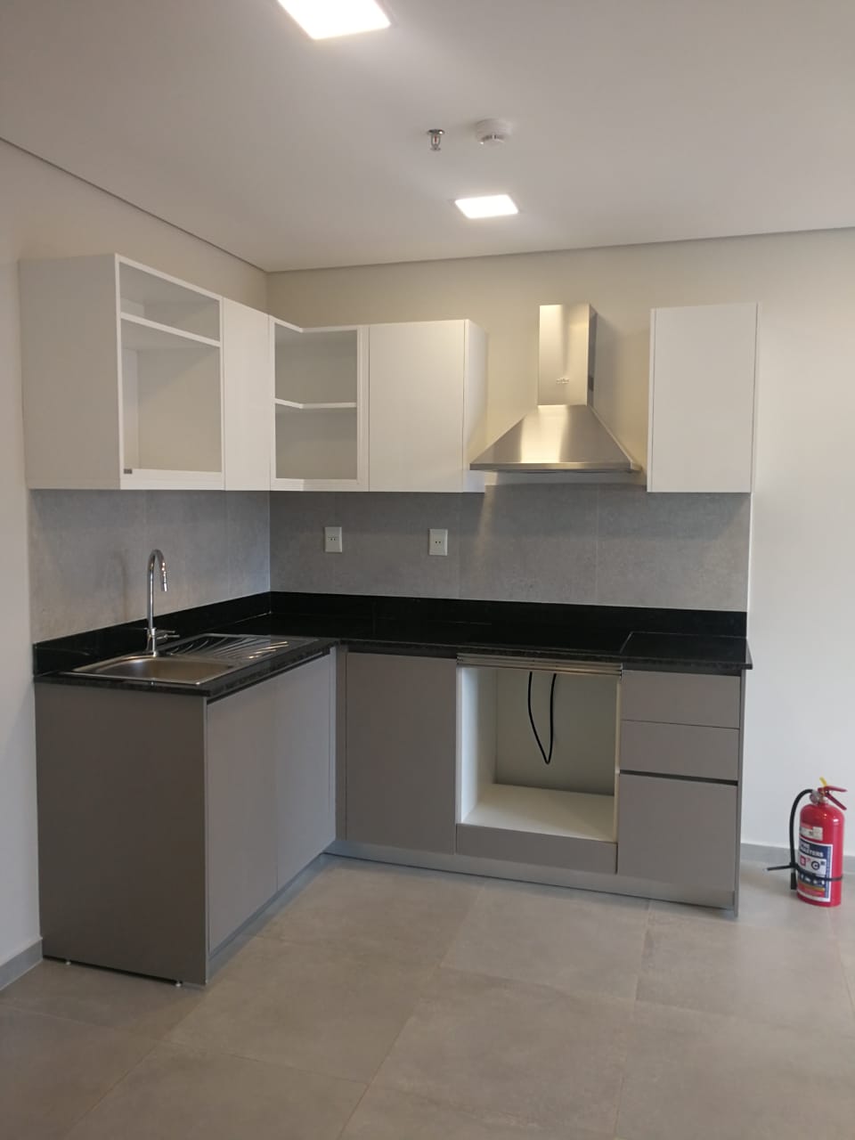 Excelente Propiedad 1 Dorm, 1 Baño, Garage, Psicina, Barbacoa Abierta Y Cerrada — foto 2
