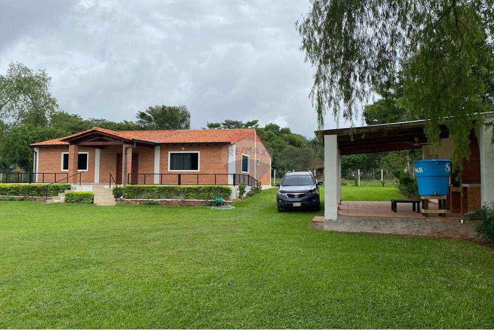 Casa de campo - Venta - Yaguarón, Paraguarí, Paraguay — foto 2