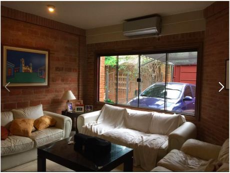 Vendo Casa En Mburucya - Zona Paraguay Tenis