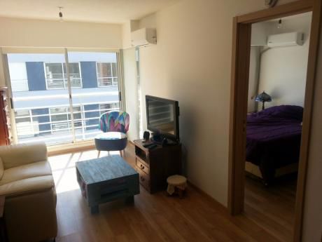 Con Garage A Pasos De Rivera Y Soca!!!! Edificio Del AÑo 2015 Con Amenities
