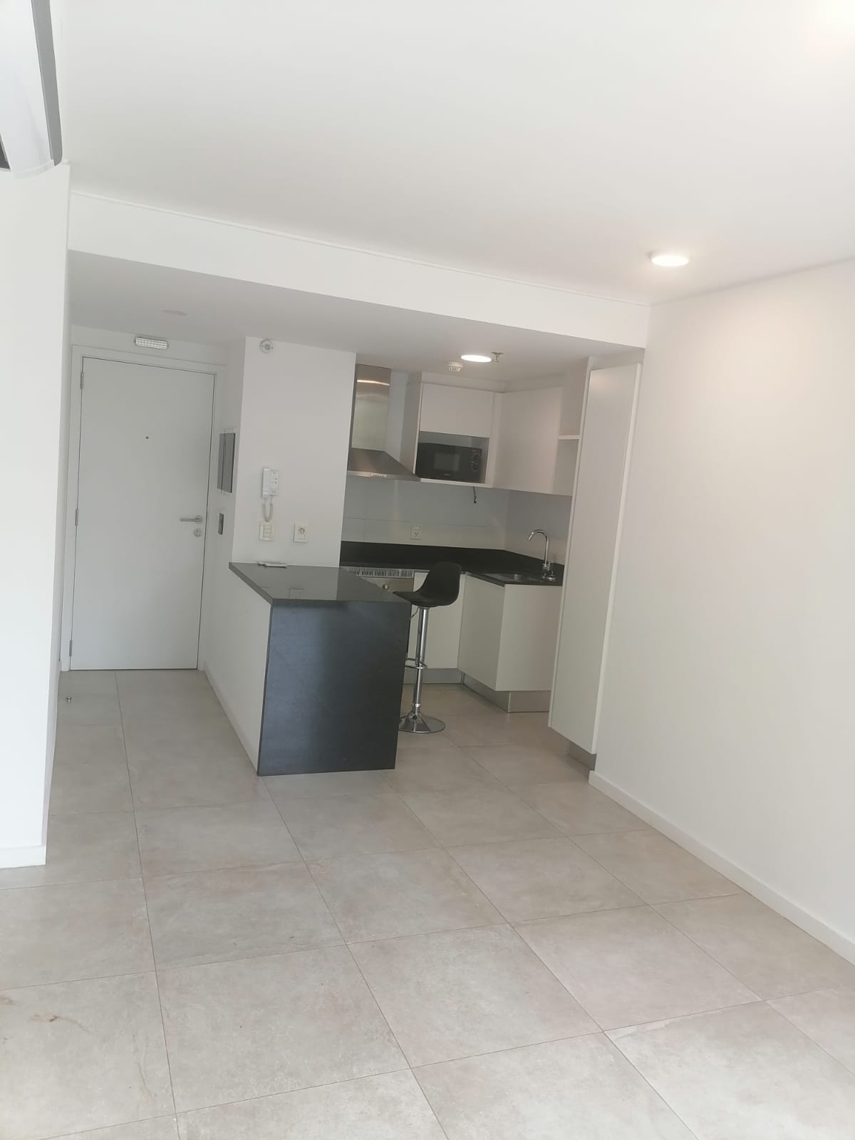 Alquilo Departamento de 1 dormitorio - Edificio Mangoré, Las Mercedes — foto 3