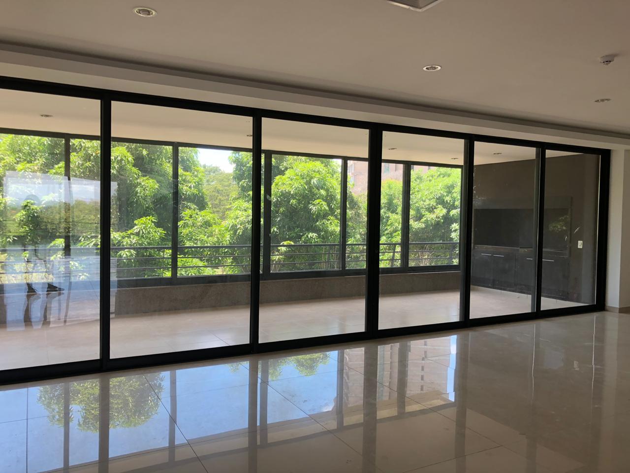 ALQUILO  LUJOSO DEPARTAMENTO. — foto 3