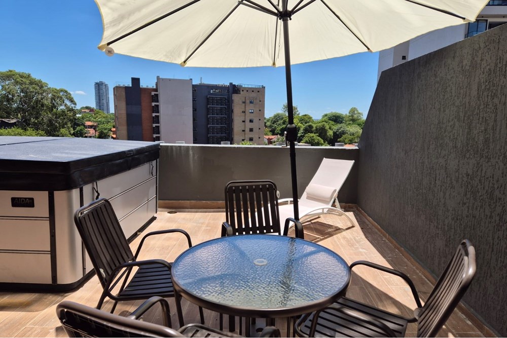 Departamento en alquiler en Las Lomas