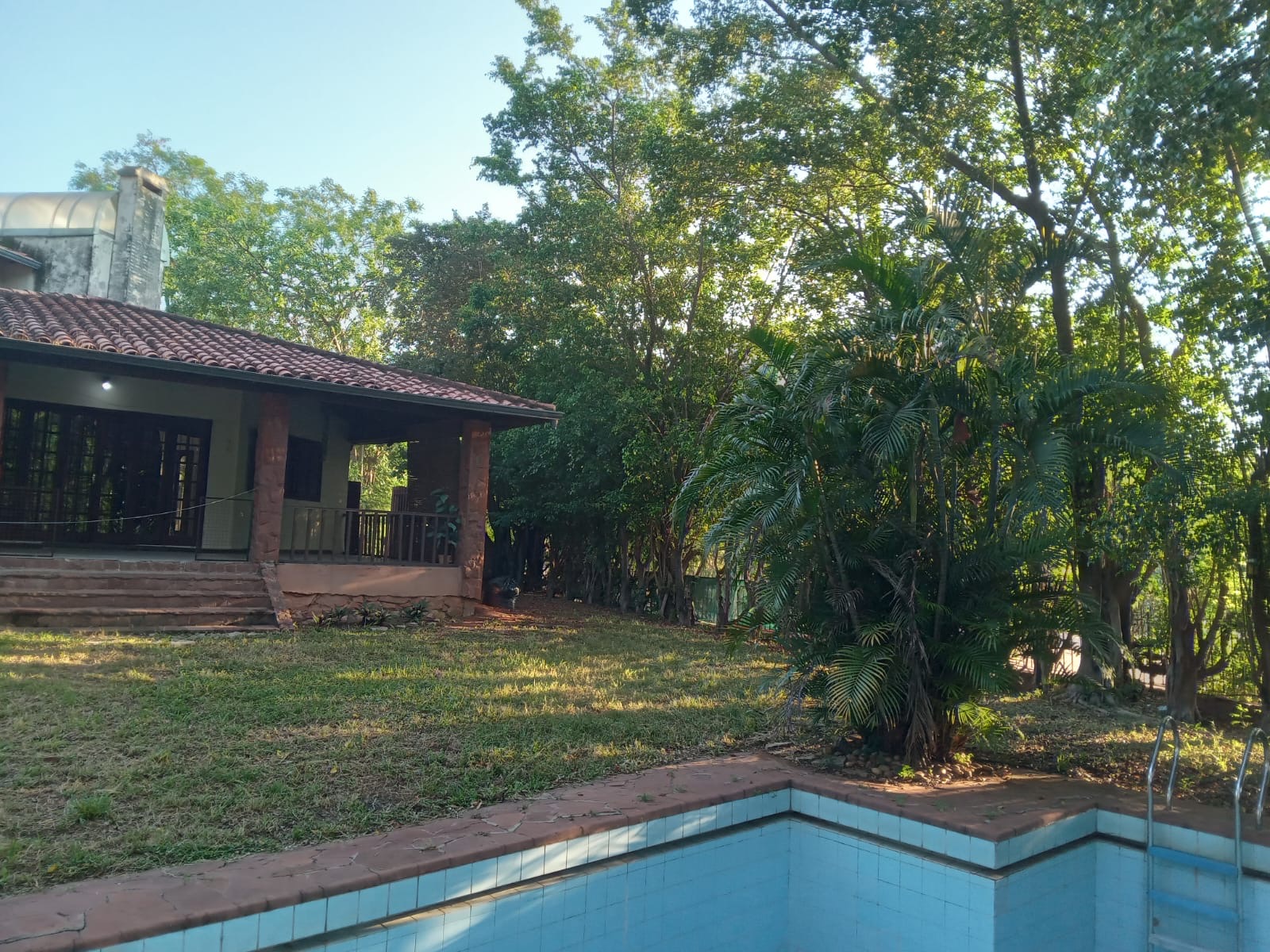 Vendo casa de 4 habitaciones con terreno de 841 M2 en Lambaré — foto 2