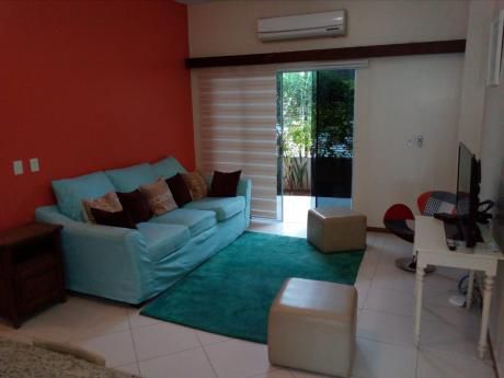 Departamento Amoblado En Planta Baja Próximo A Las Mercedes