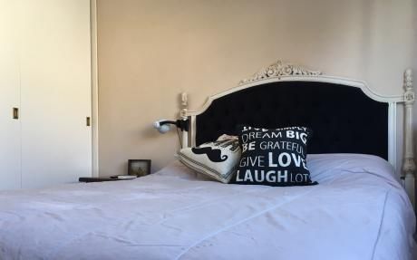 Apartamento 2 Dormitorios, 1 Baño, Garaje Op, Patio, Cordón