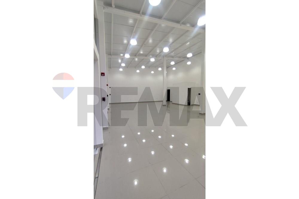 Local Comercial - Alquiler - San Lorenzo, Paraguay, No te quedes sin el tuyo! — foto 3