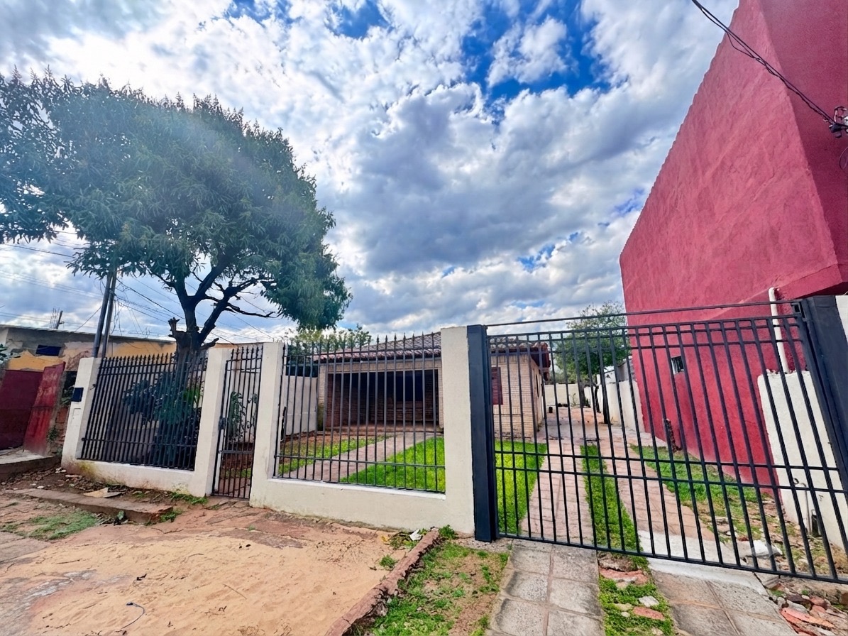 VENTA DE CASA AMPLIA EN CAPIATA — foto 2