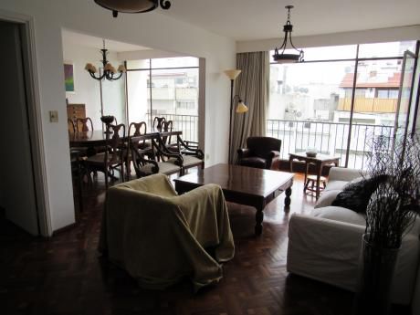 Apartamento De 3 Dormitorios En El Corazón De Pocitos