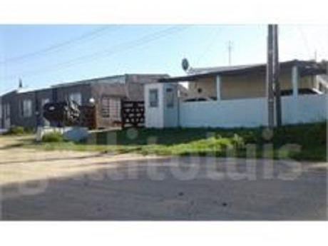 Venta 8 Casas En Barros Blancos.