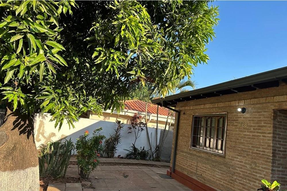 ALQUILO CASA ZONA CERVEPAR- UNA — foto 2