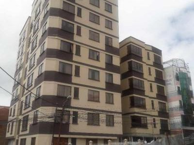 Departamento Amplio Y Centrico En Alquiler