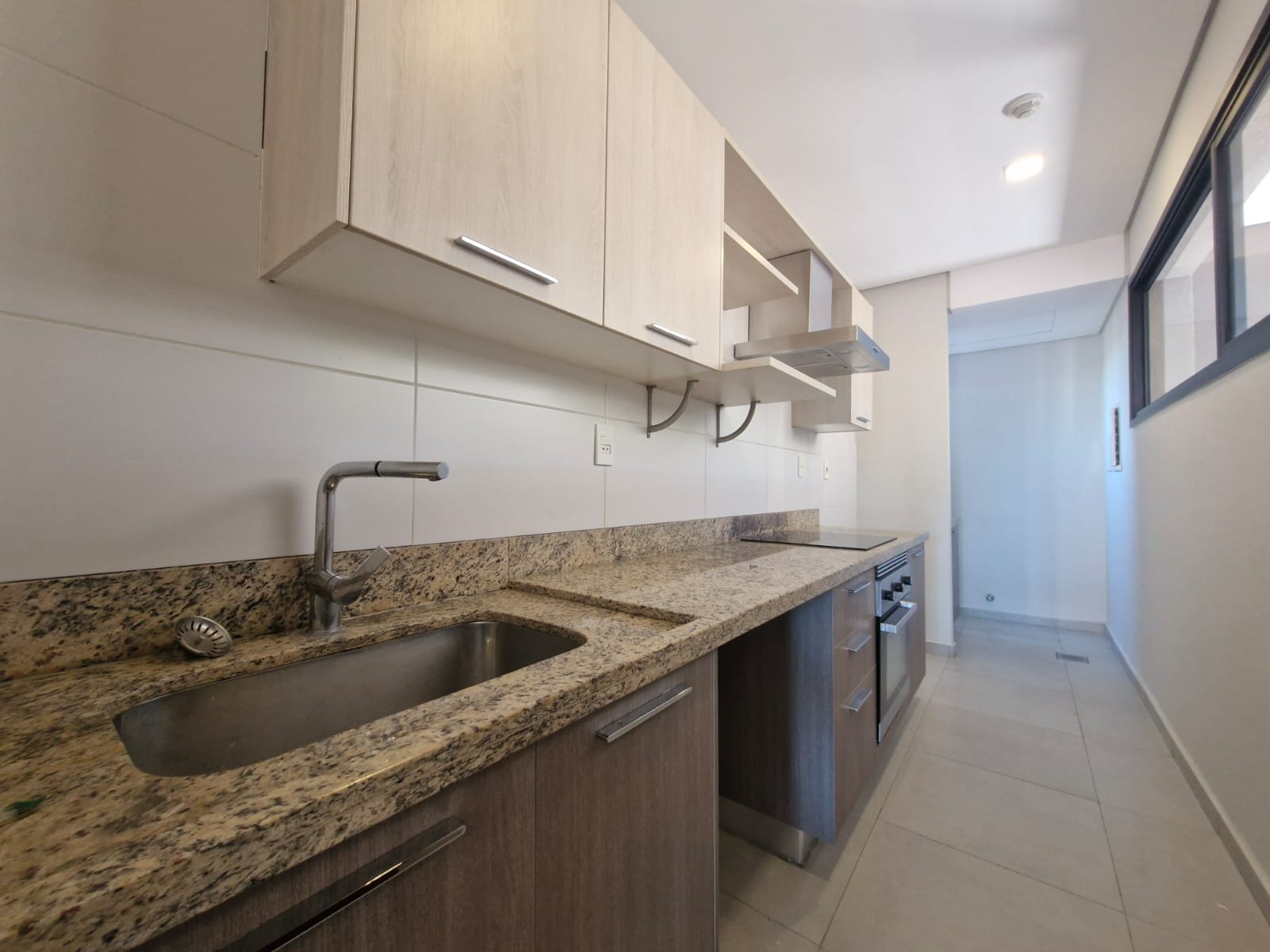 Departamento en alquiler en Villa Morra, Asunción — foto 2