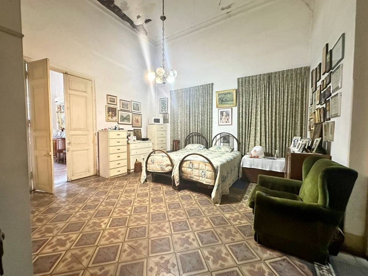 EN VENTA IMPORTANTE RESIDENCIA DECLARADA PATRIMONIO HISTORICO CULTURAL — foto 3