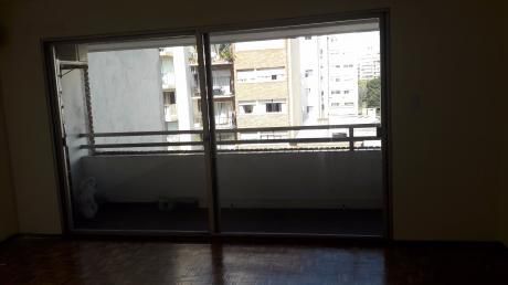 Apto 3 Dorm. 21 De Setiembre.3