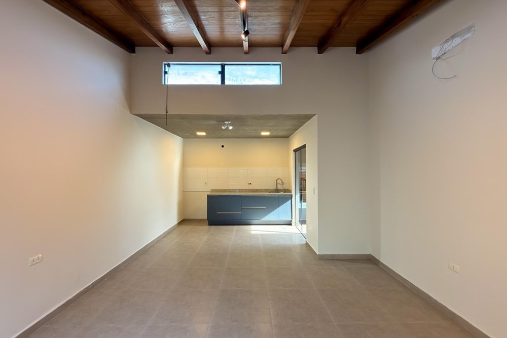 VENTA DUPLEX CAMBYRETA, ITAPUA — foto 2