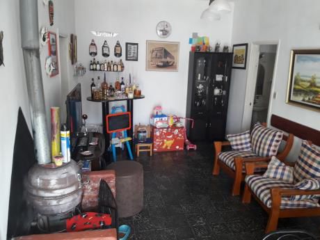 Casa 2 Dormitorios En Fraternidad 4000 Paso Molino